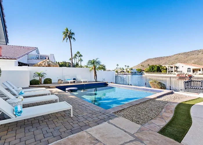 Holiday home Waterside - Lavish Lakeside With Heated Pool And Pontoon Boat *