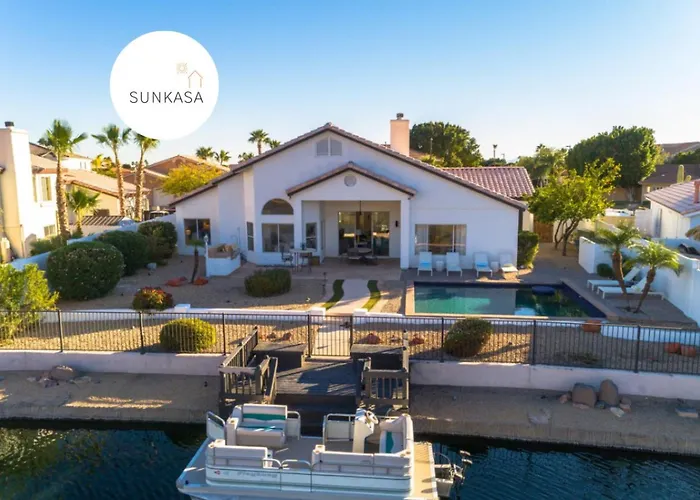 Waterside - Lavish Lakeside With Heated Pool And Pontoon Boat * Peoria