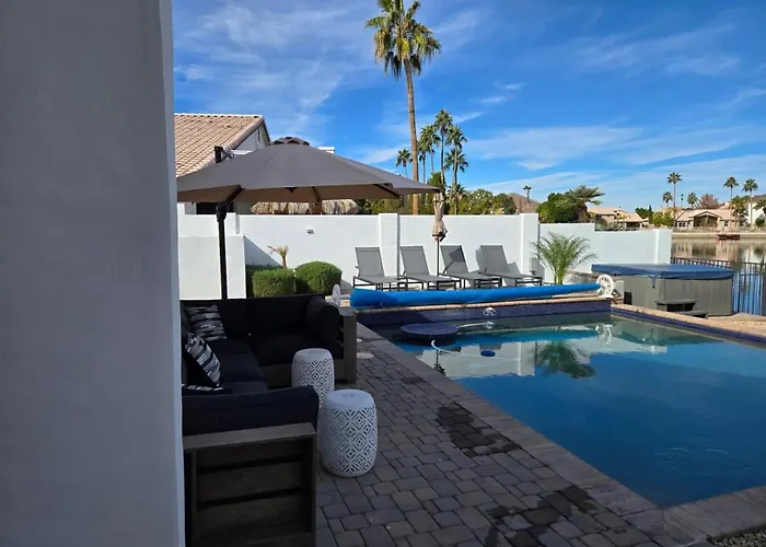Holiday home Waterside - Lavish Lakeside With Heated Pool And Pontoon Boat